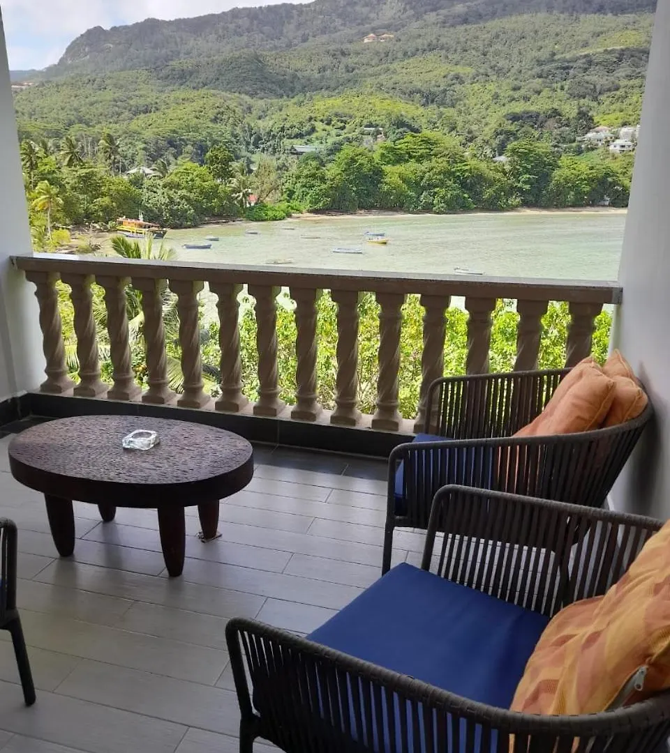 Bayview Villas - Sea Side Two Bedroom Apartment Grand Anse  0*, Grand Anse (Mahe)